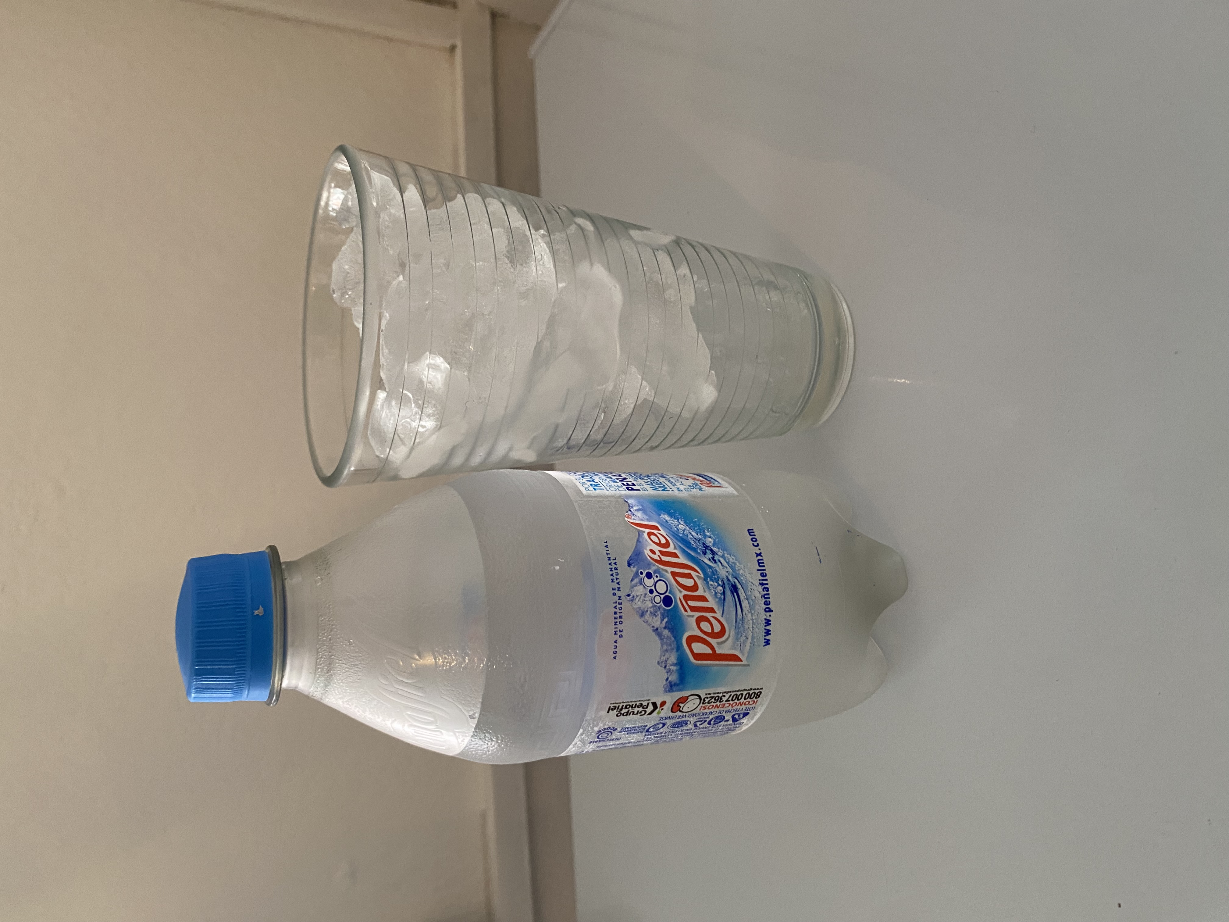 Agua mineral