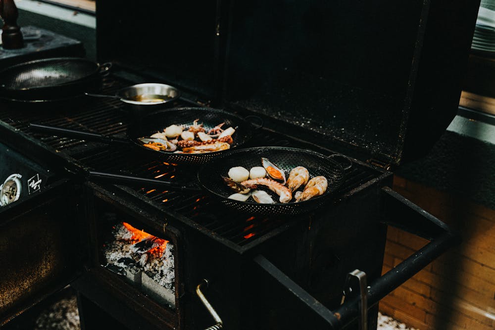 Grilled Clams & Shellfish