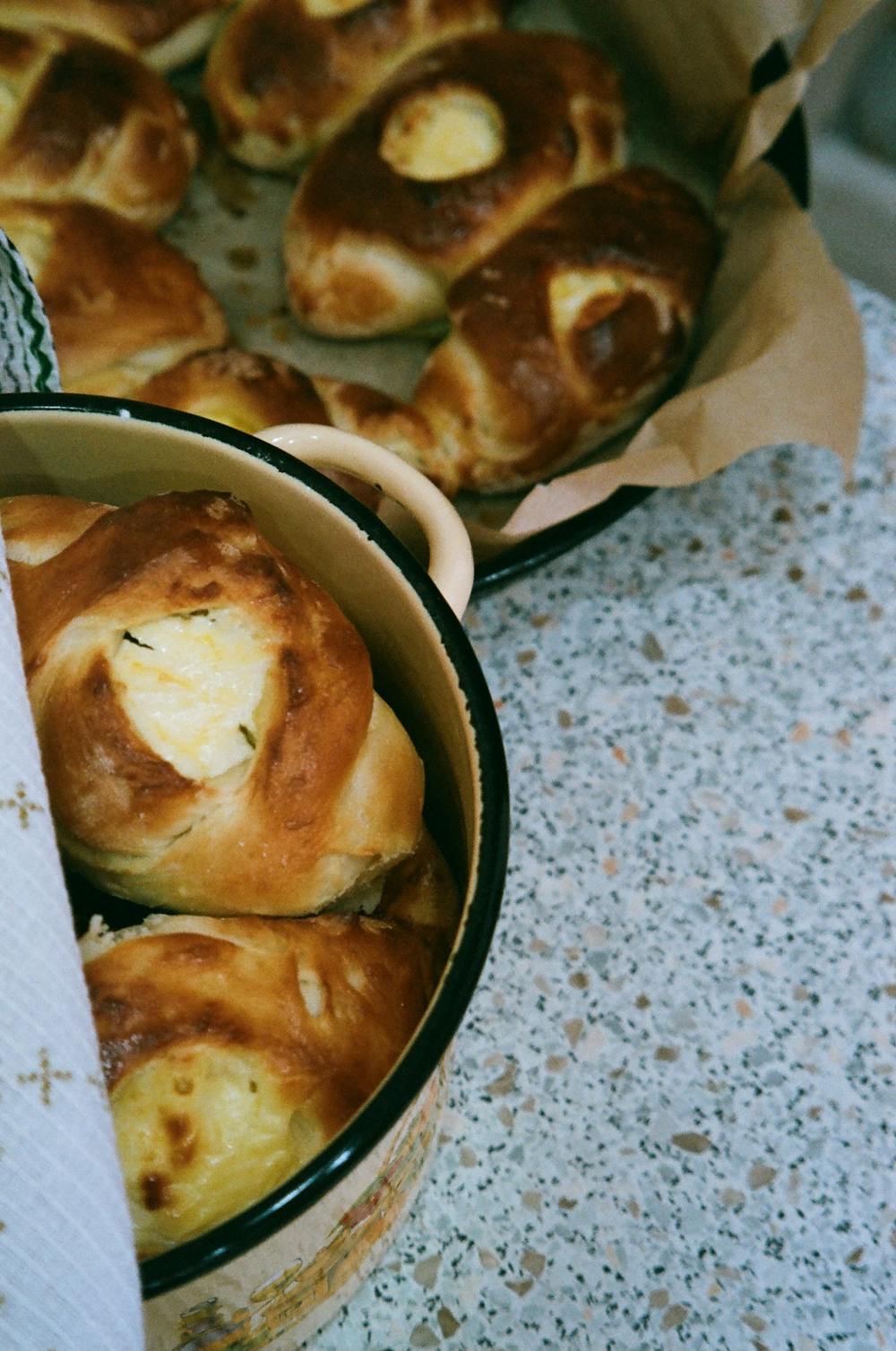 Ten-Won Coin Bread