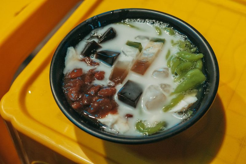 Chè